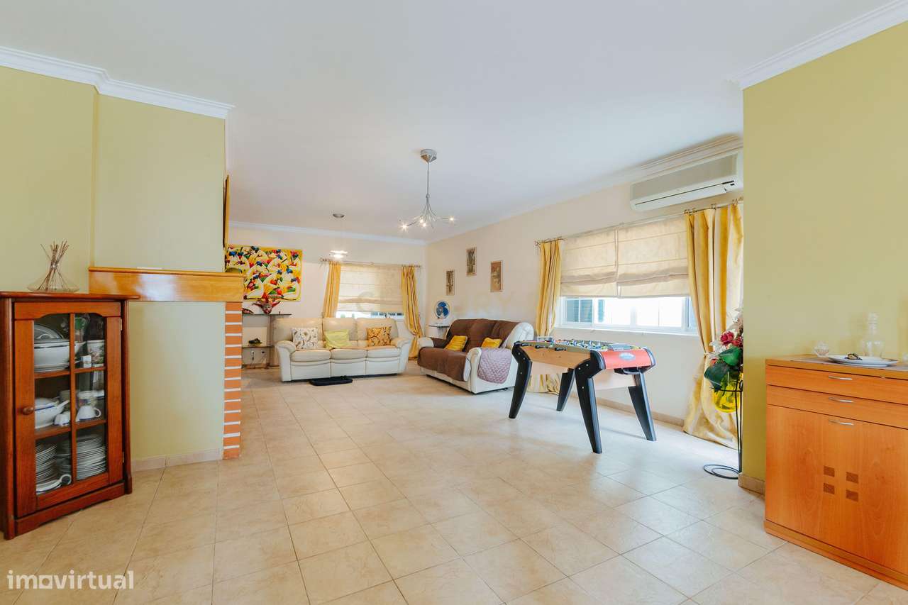 Moradia Isolada T4 Sarilhos Grande, Montijo-6