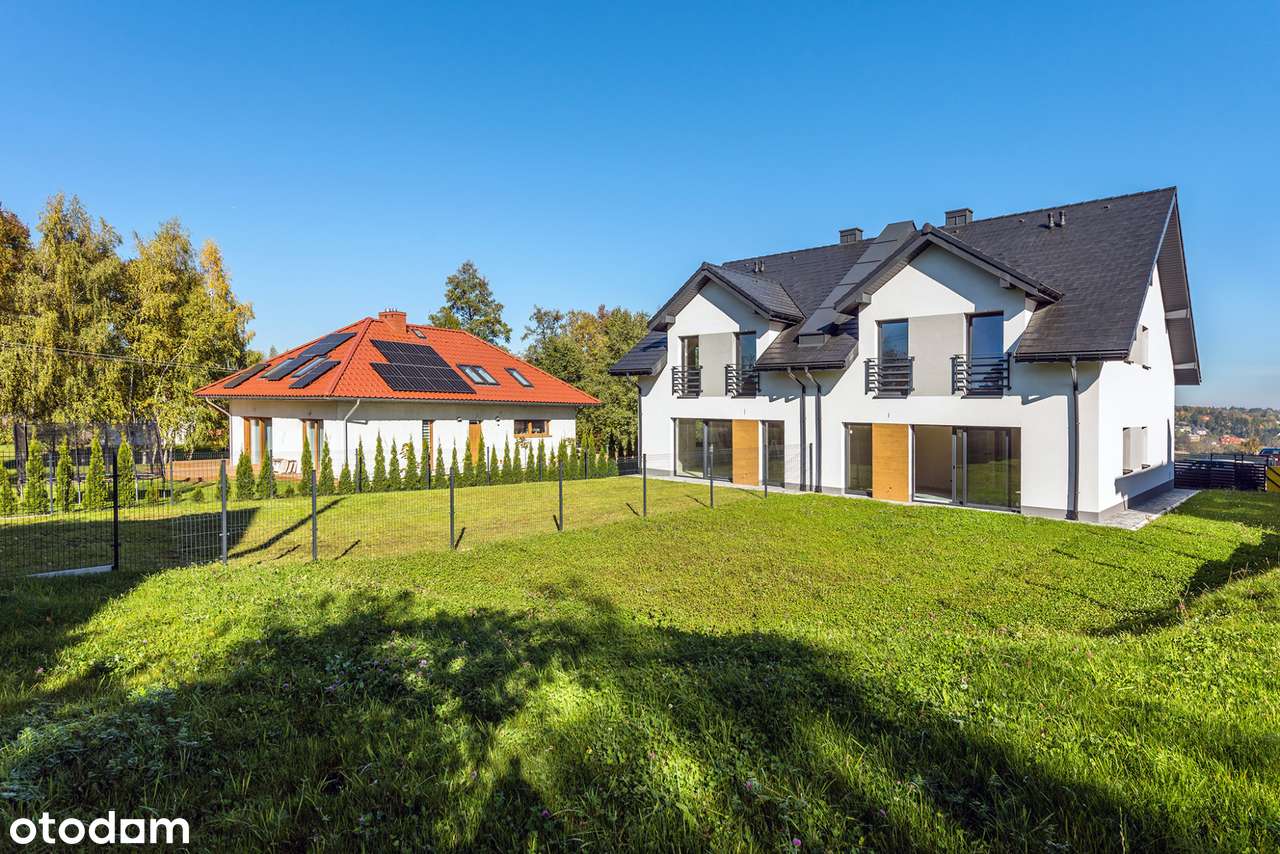 Komfortowy, z garażem w bryle, piękna okolica-3