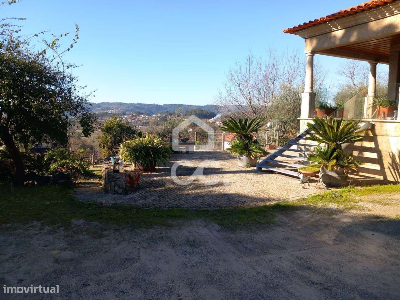 Moradia Totalmente em Pedra em Revelhe (Fafe)  Excelente oportunidade-13