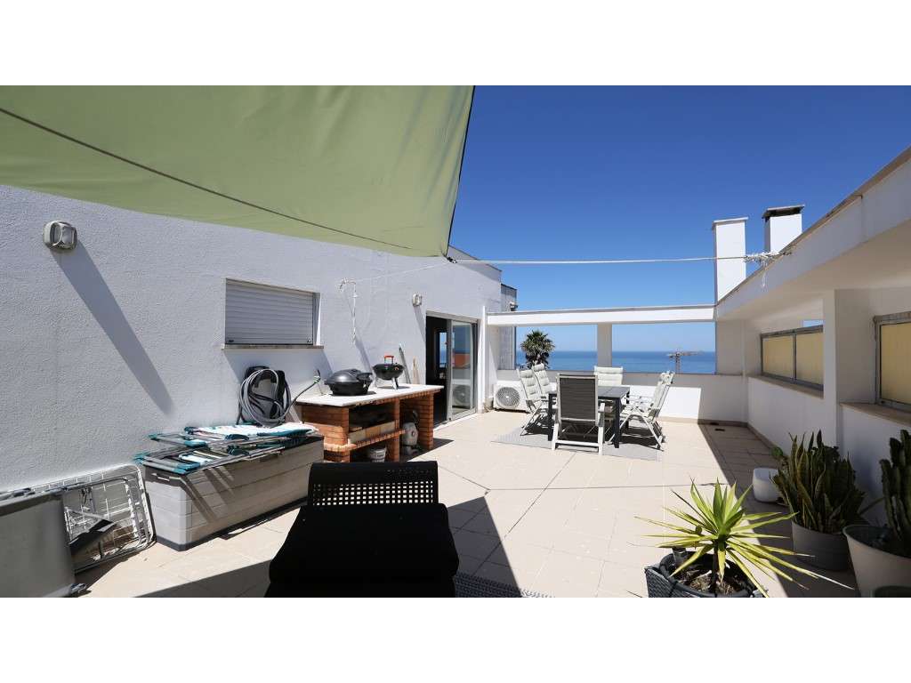Apartamento T2 com Terraço Privado e Vista Mar | Sítio da Nazaré-3