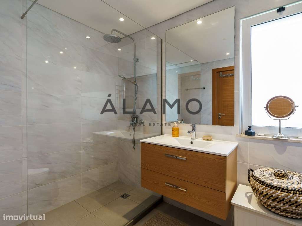 Villa T3 em Condomínio Privado com Piscina-22