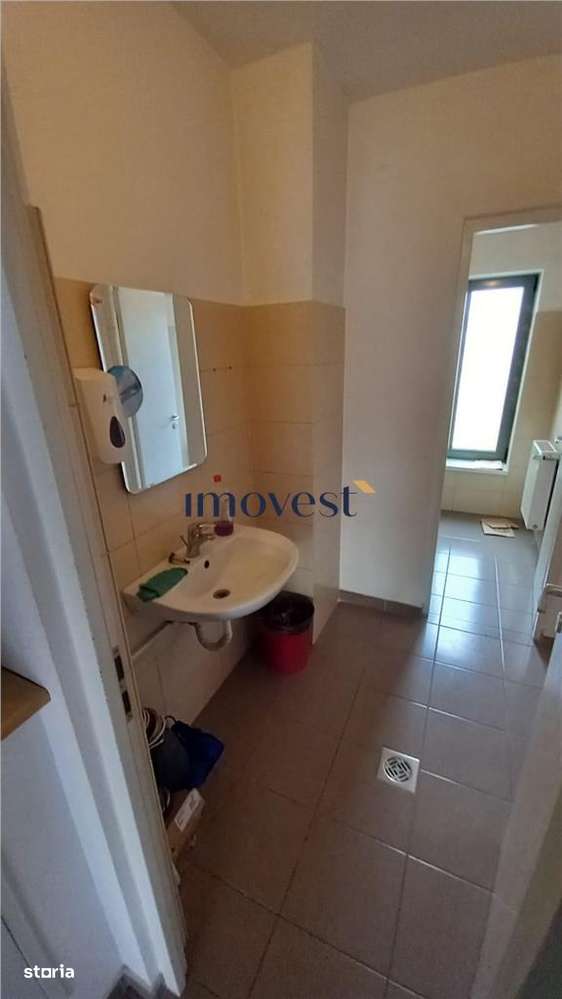 De inchiriat spatiu comercial ( pretabil si pentru birouri) - Imagine principală: 4/14