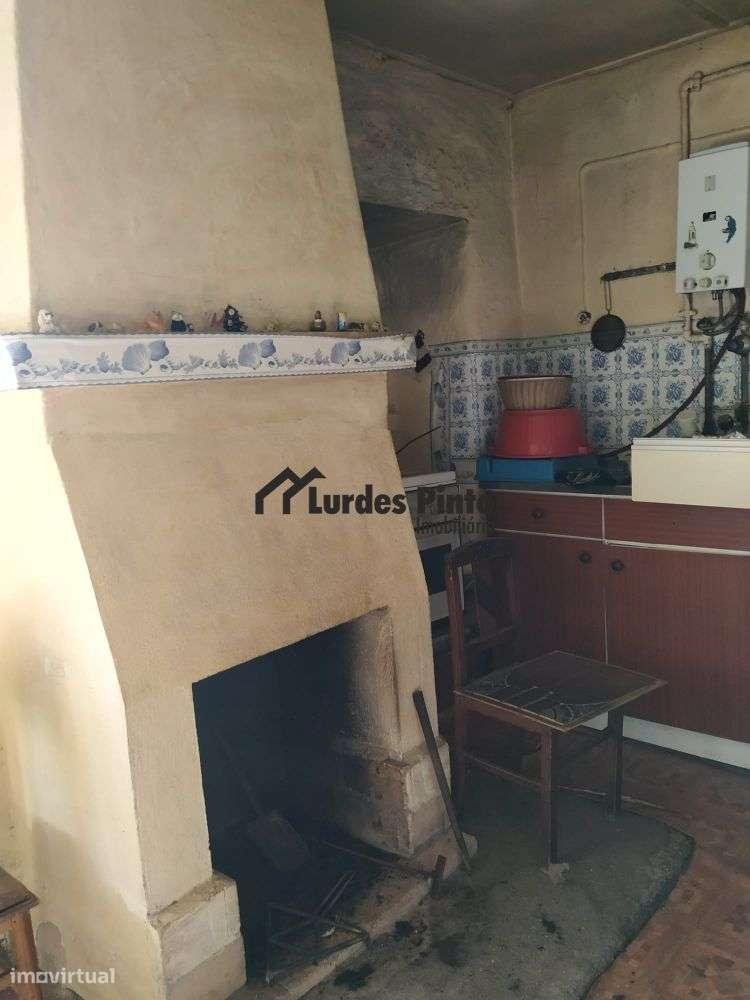 Moradia com terreno - Grande imagem: 3/17