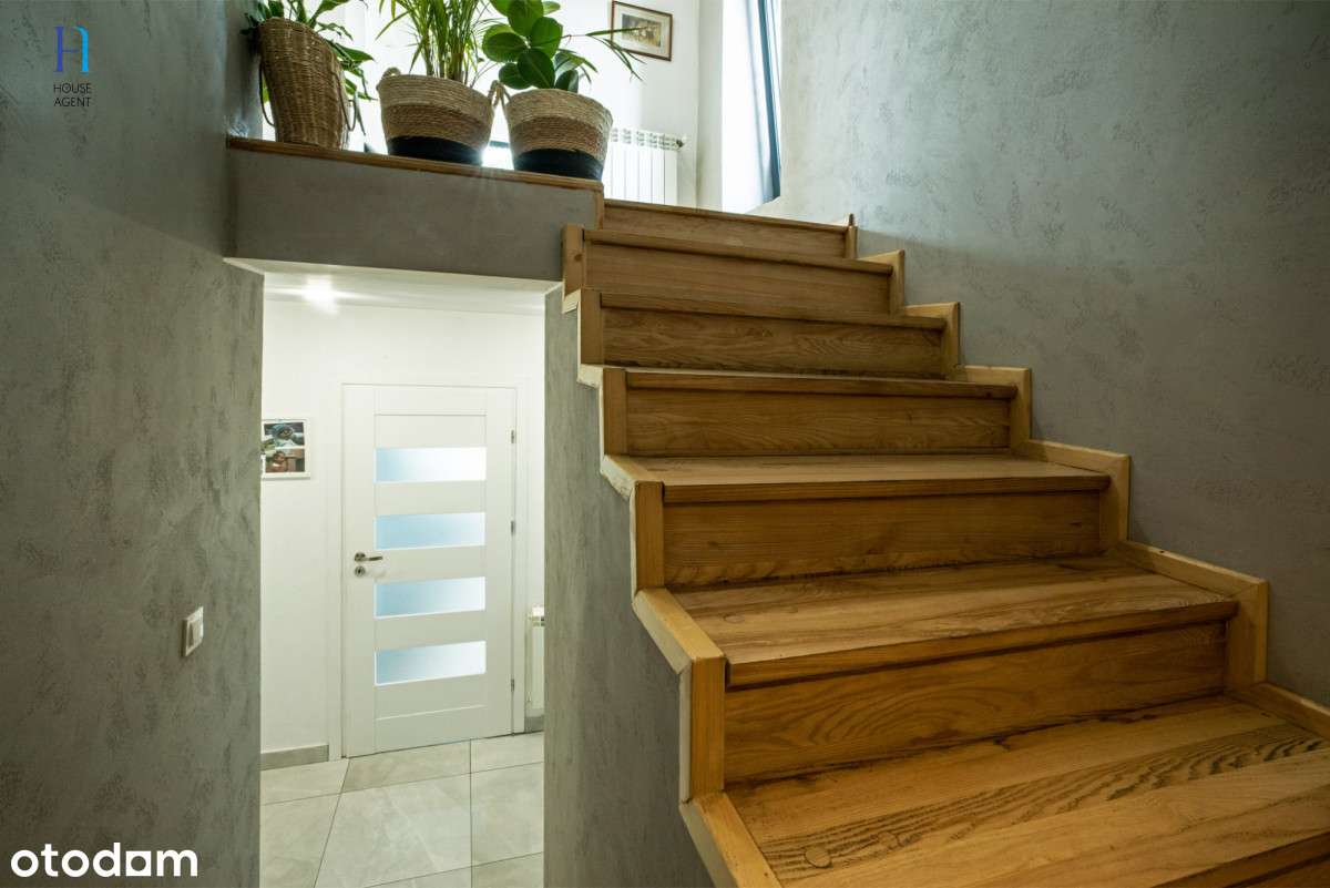 Duży dom -  600m od ścisłego centrum Łasku-8