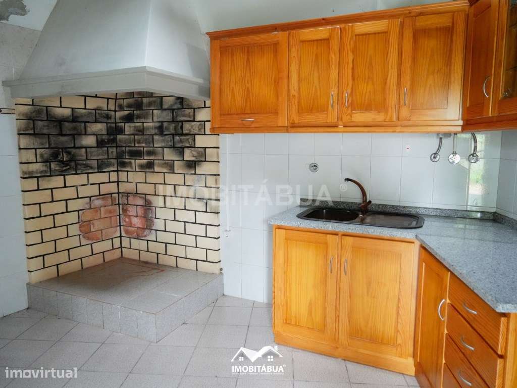 Moradia Espaçosa com Anexo, Quintal e Terraço - Cancela, perto de S...-20