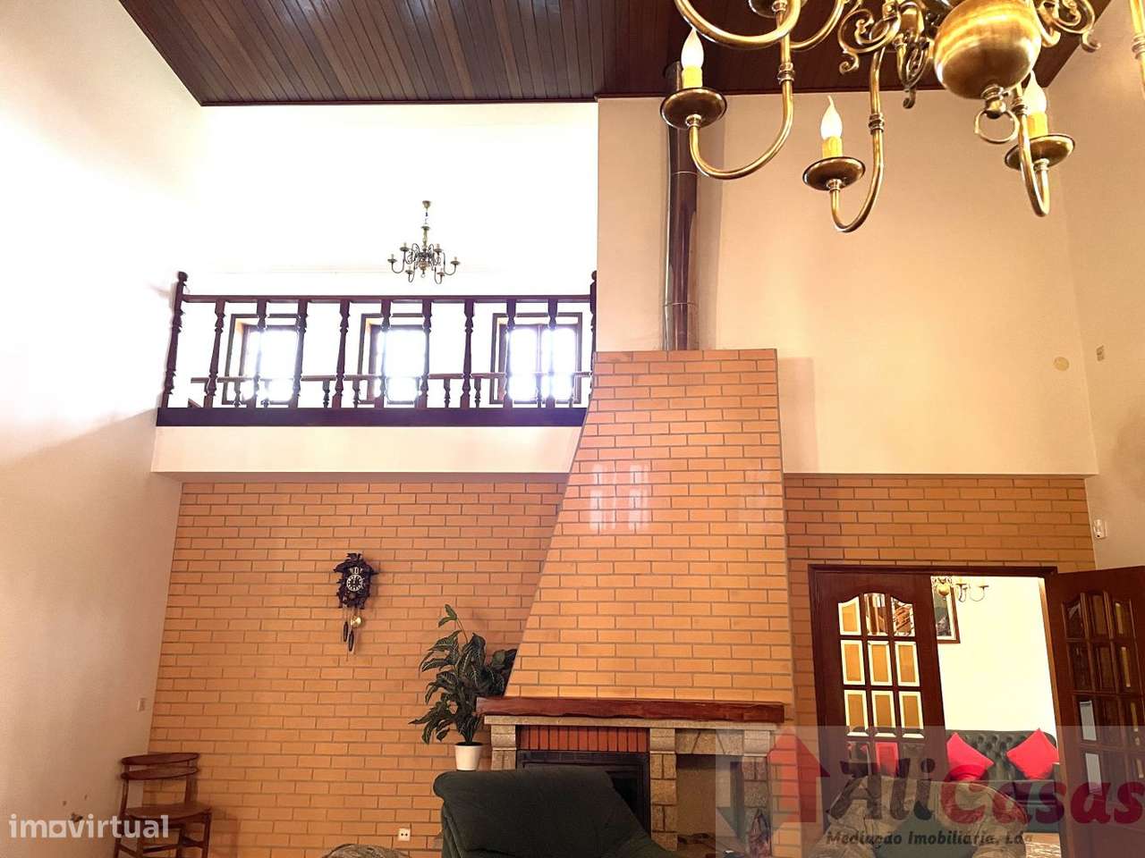 Vivenda Isolada C/ 2.719m2 de Terreno-9