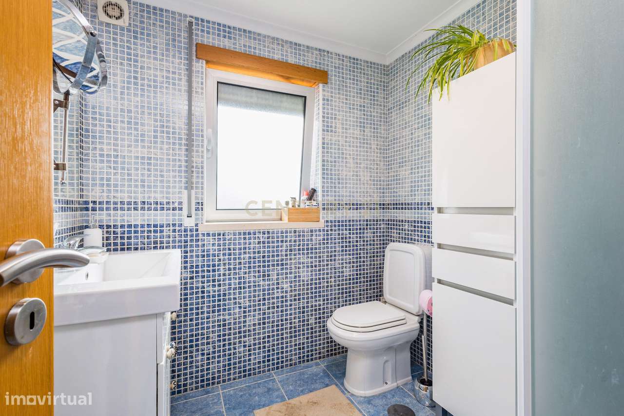 T3 com excelente exposição solar em Telheiro – Leiria-9