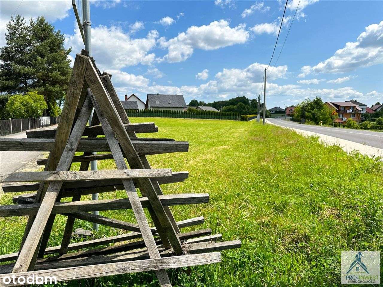 Dom + usługi nieuciążliwe bezpośrednio przy drodze-15