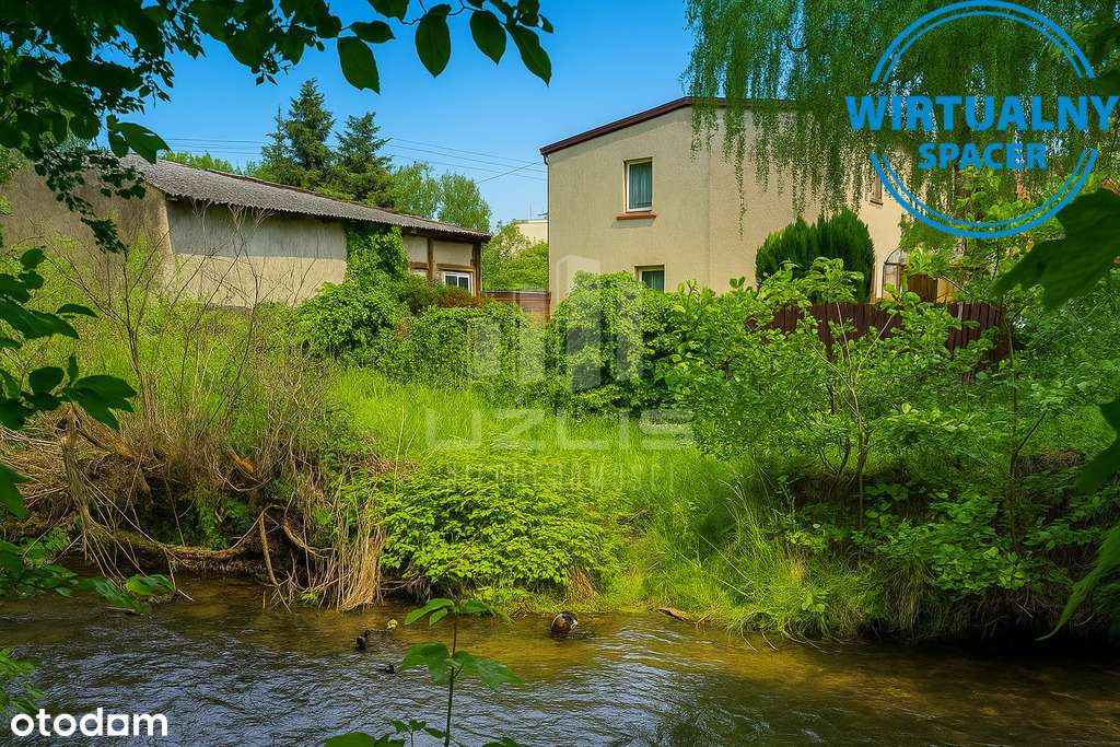 Dom z budynkami gospodarczymi w sercu Skarszew - Pełny obrazek: 1/20