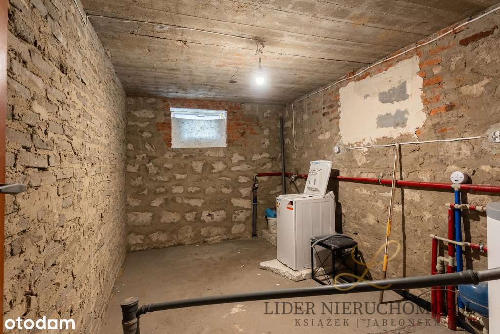 Dom w Klimontowie, woj. świętokrzyskie-11