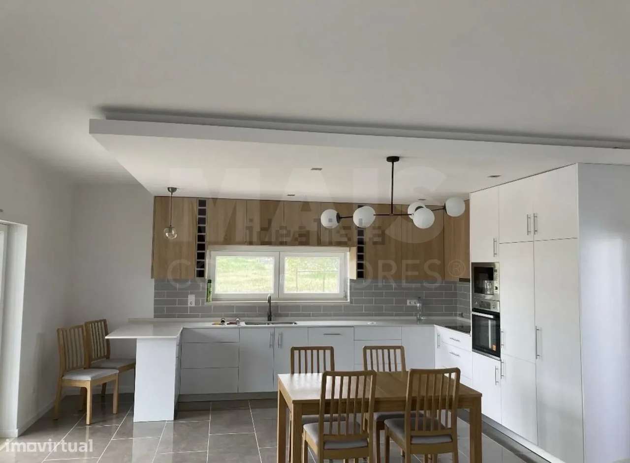 Moradia  T3 Independente na Vermelha - Grande imagem: 5/8