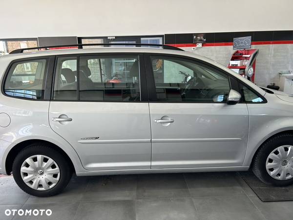 Volkswagen Touran 1.6 TDI DPF BlueMot Comfortline - 10