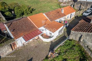 Conjunto de quatro casas em Arão - Valença - Grande imagem: 5/25