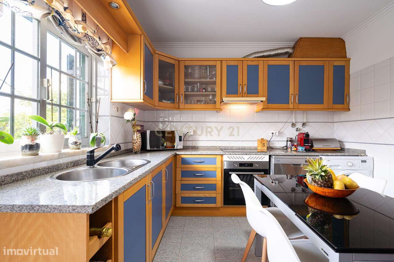 Moderna Moradia T3 em Quinta do Conde, Sesimbra - Grande imagem: 2/45