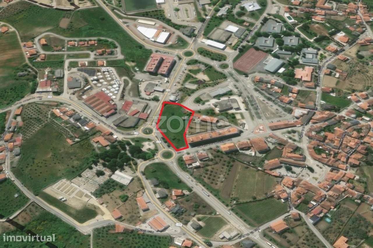 Terreno, 6 388 m², Candedo - Grande imagem: 1/10