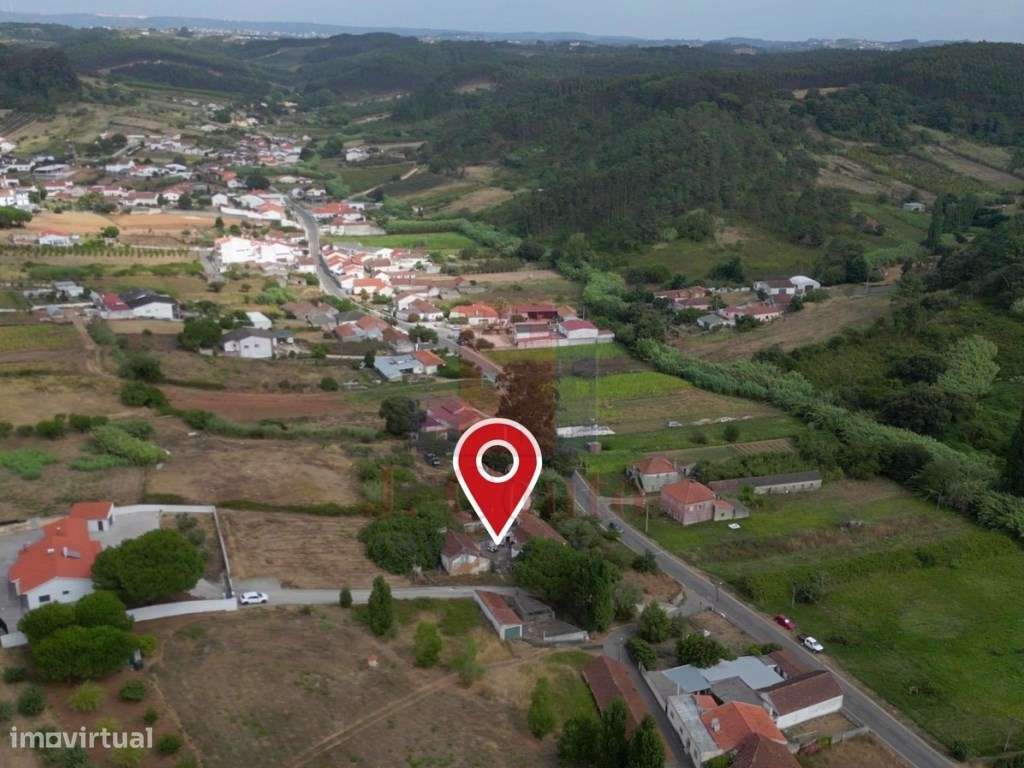 Casa Antiga para Restauro, Salir de Matos-37