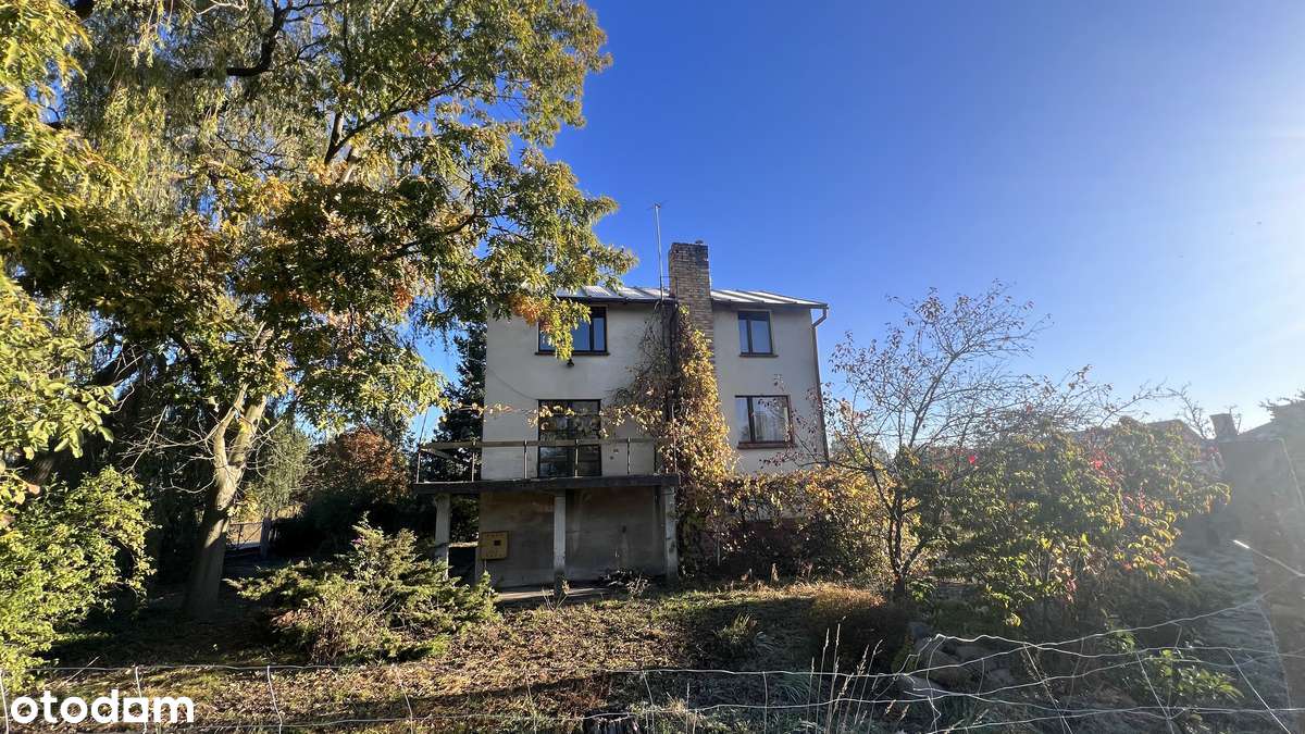 Działka narożnikowa z potencjałem w pobliżu lasu-0