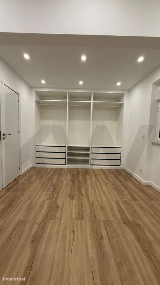 T1 em Porto Salvo com arrecadação - Grande imagem: 4/14