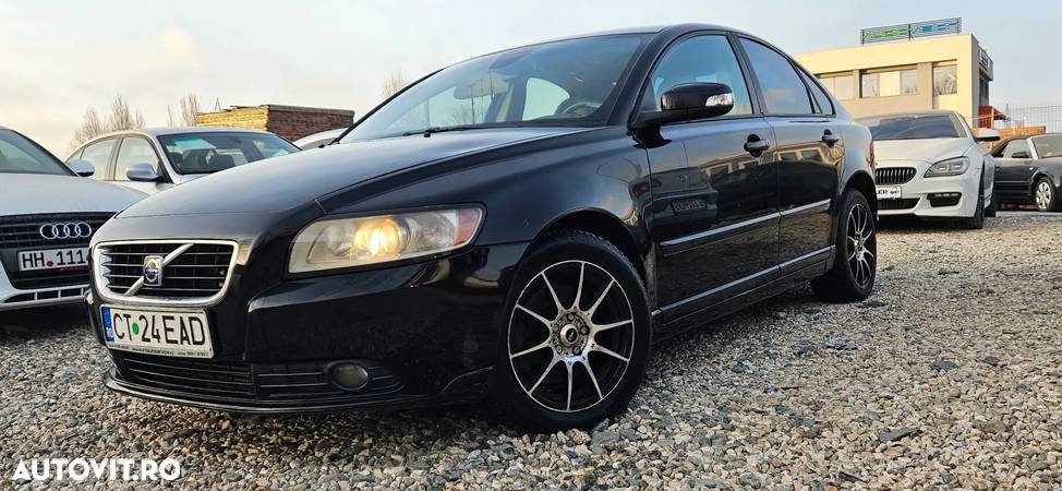 Volvo S40 D3 G6 Business Edition - 1