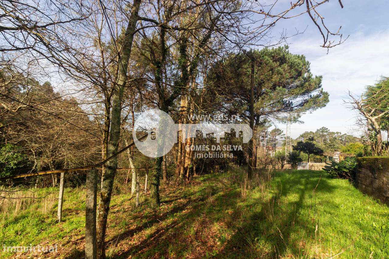 Moradia para recuperar em São Martinho do Vale - Grande imagem: 4/29