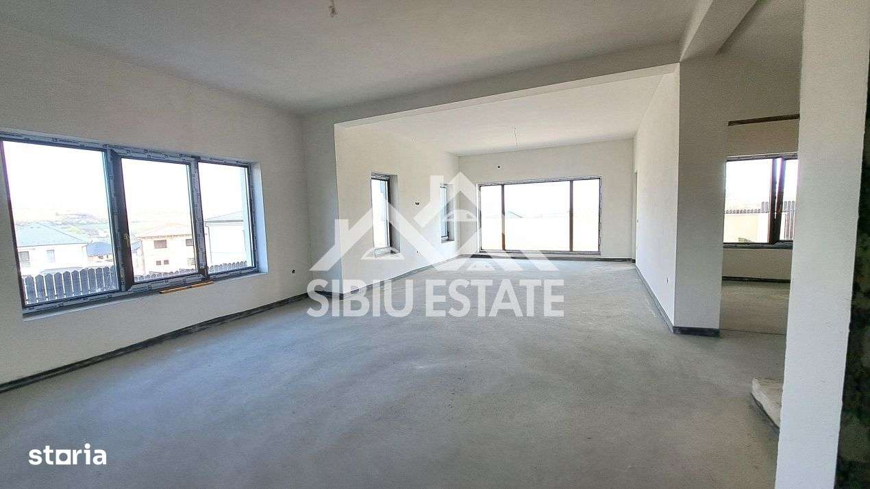 Casa noua 5 camere, 3 bai, garaj, Sibiu, Cisnadioara - Imagine principală: 4/20