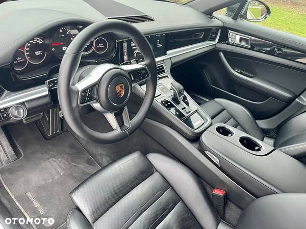 Porsche Panamera 4S Diesel - 25