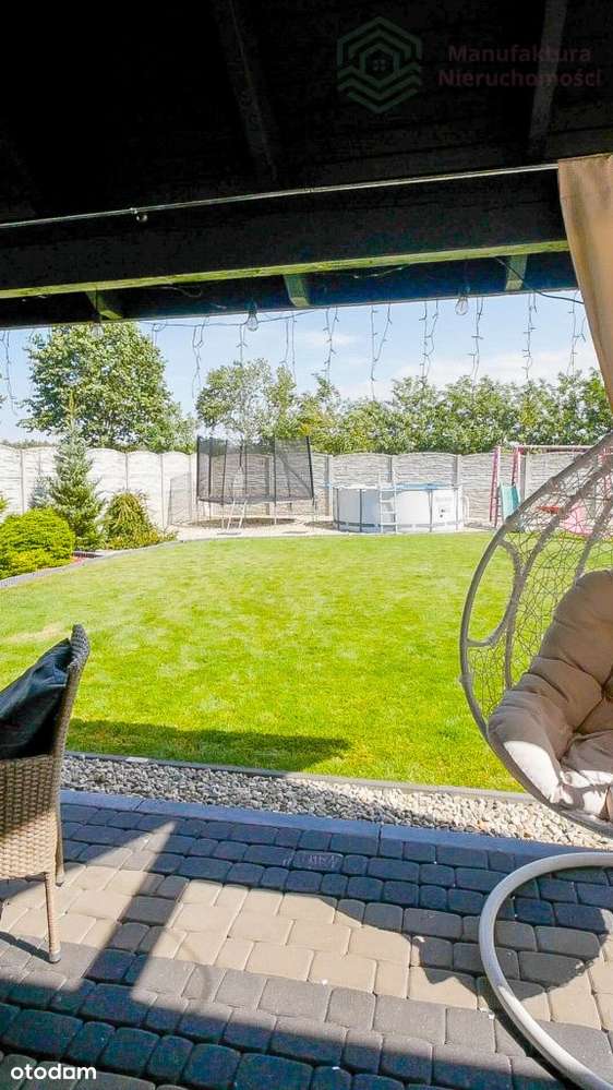 Dom z ogrodem w spokojnej lokalizacji – gotowy do-16