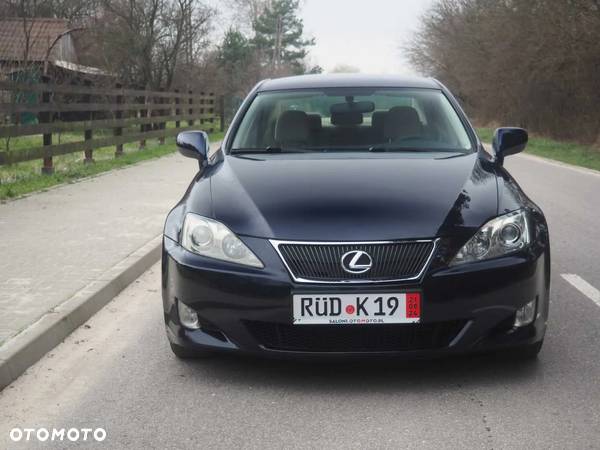 Lexus IS 250 Sport - 10