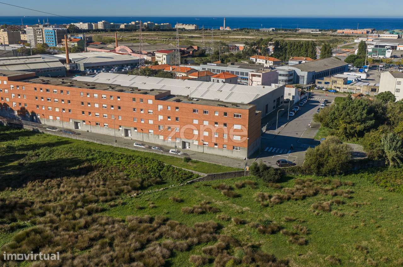 T3 EM LEÇA DA PALMEIRA | JUNTO AO MAR SHOPPING-16