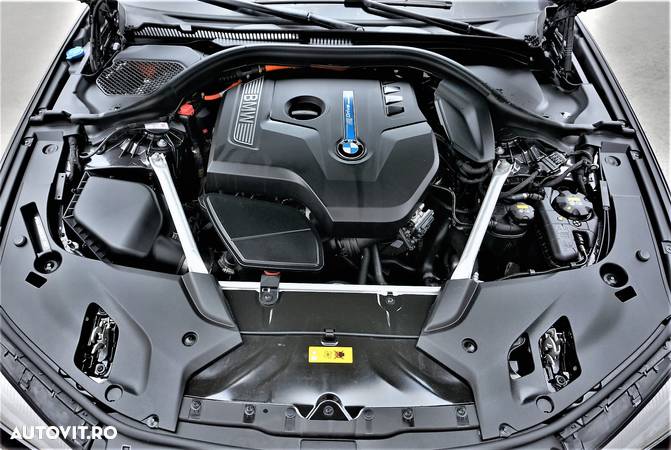 BMW Seria 5 530e iPerformance Aut. - 41