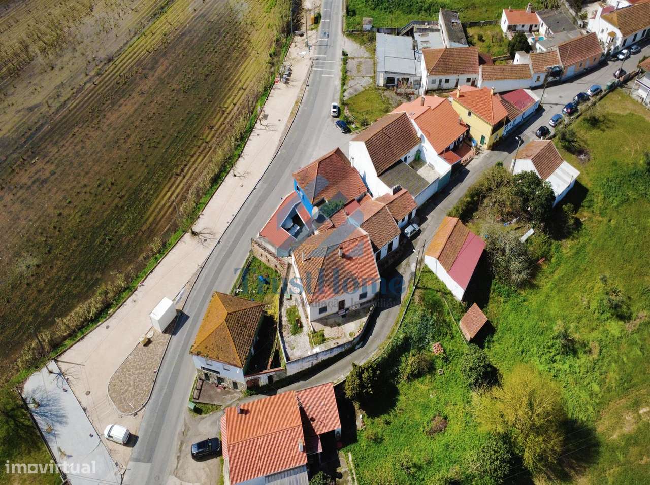 V4 para remodelação em São João da Ribeira a 13 Km de Rio Maior-50