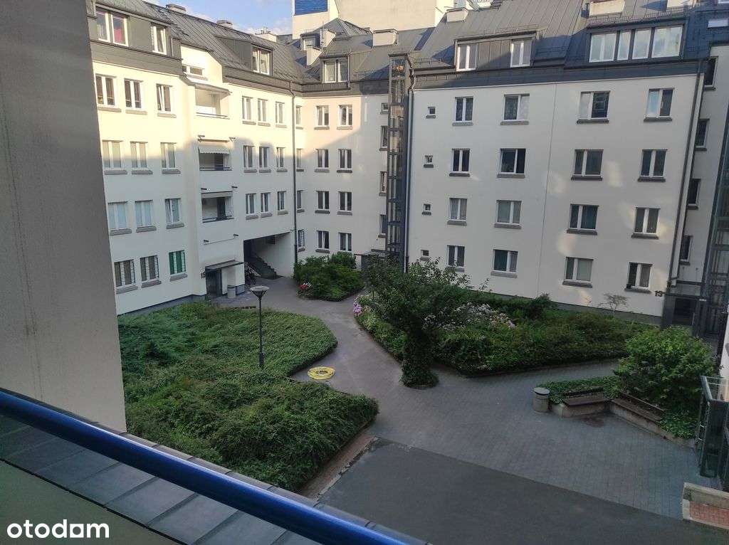 Ścisłe Centrum, ciche!!-4