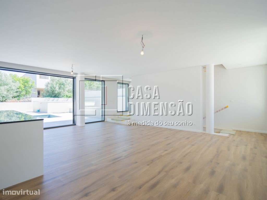 Moradia de Arquitectura Moderna de tipologia T3+1 em Oeiras com Pis... - Grande imagem: 3/60