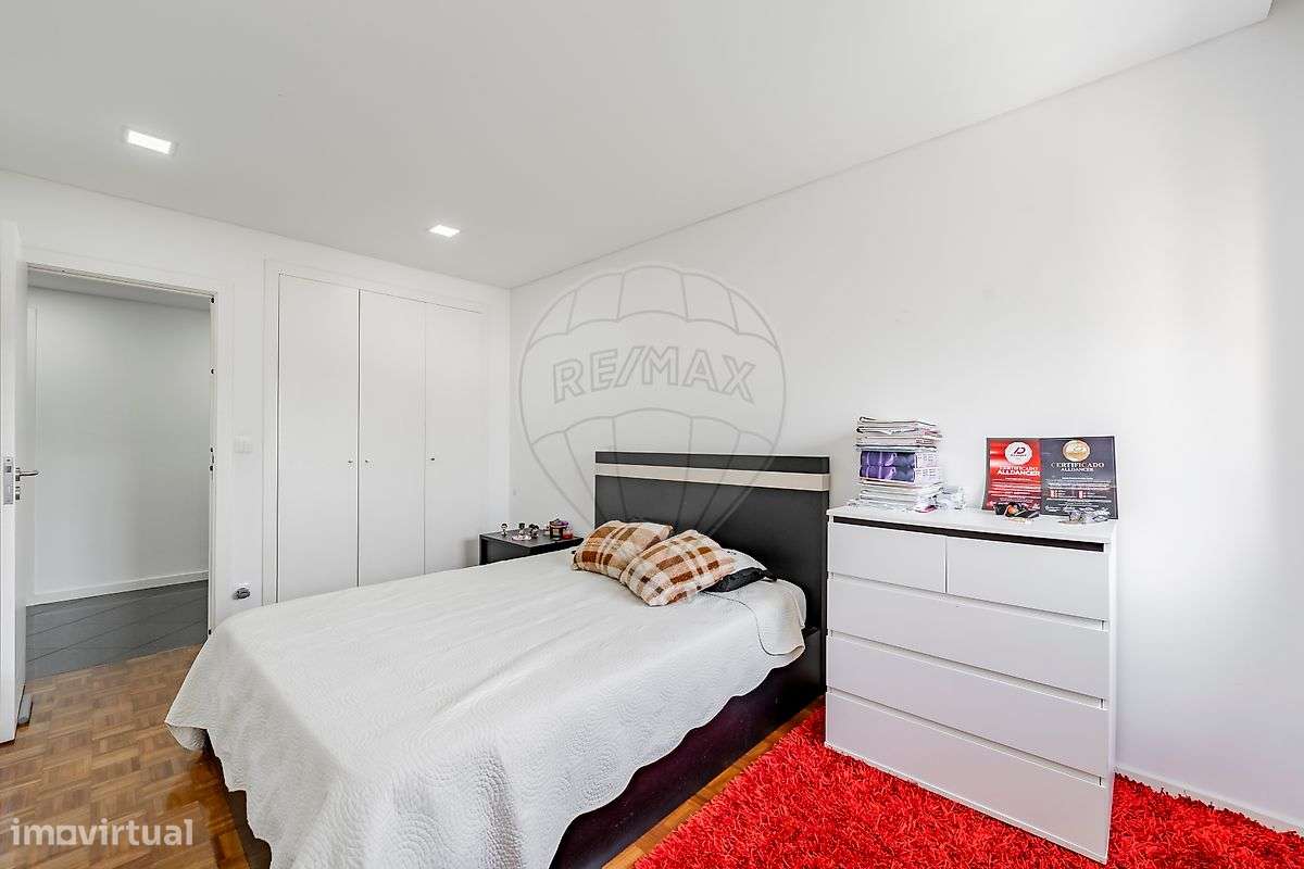 Apartamento T4 para venda-24
