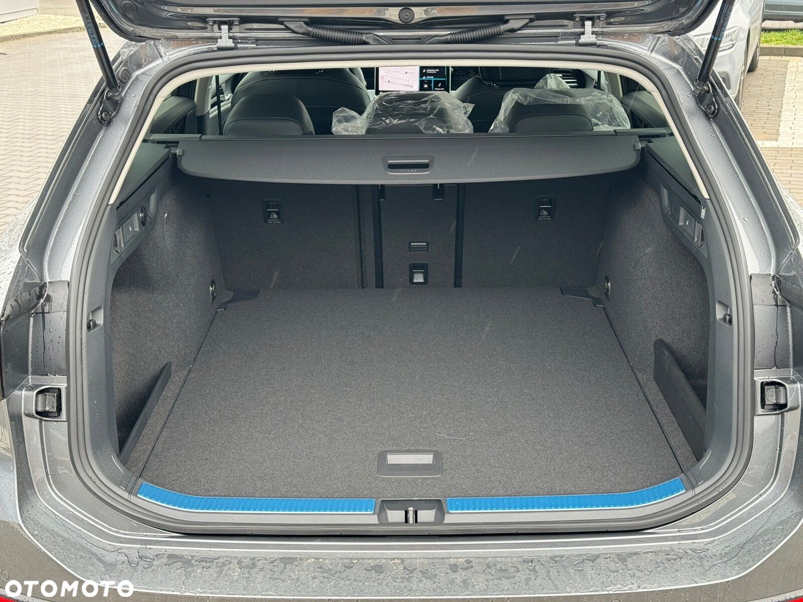 Volkswagen Passat 1.5 TSI ACT mHEV Elegance DSG - 18