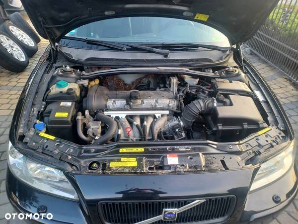 Volvo V70 2.4 Momentum - 11