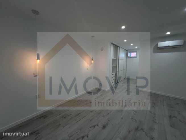 Moradia unifamiliar T3 com terraço e logradouro-8