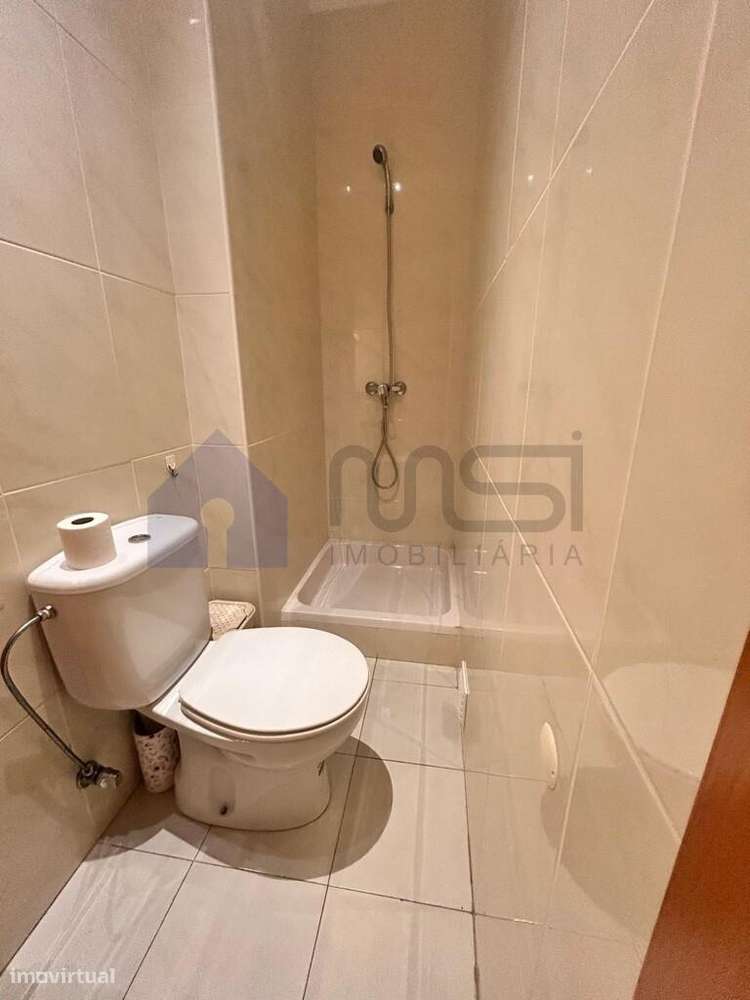 Apartamento T2+1 em Guifões | Garagem e Arrumo-19