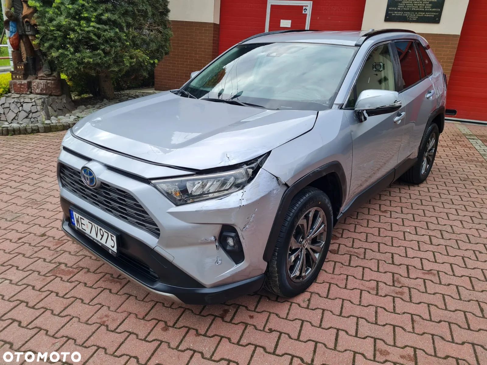 Toyota RAV4 - 1