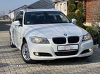 BMW Seria 3 318d DPF Touring - 2