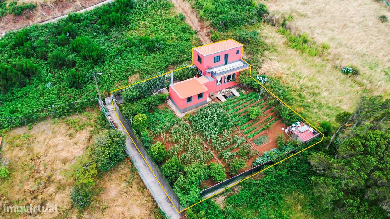Moradia T1 proveniente de armazém agrícola habitável-27
