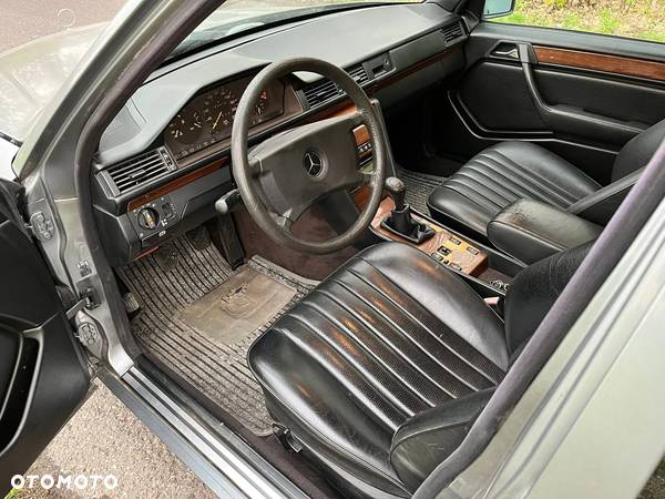 Mercedes-Benz W124 (1984-1993) - 8