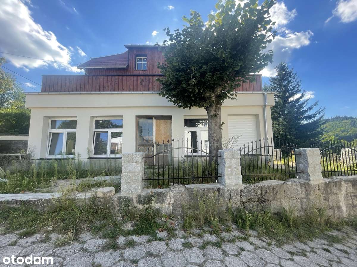 Wspaniała willa 3-kondygnacyjna w sercu Karkonoszy-4