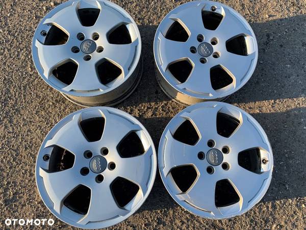 5x112 Felgi Aluminiowe Audi 7,5jx17 17" ET50 - 1