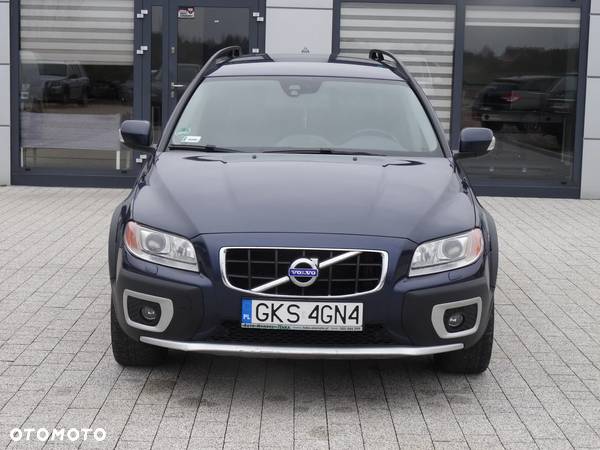 Volvo XC 70 - 4