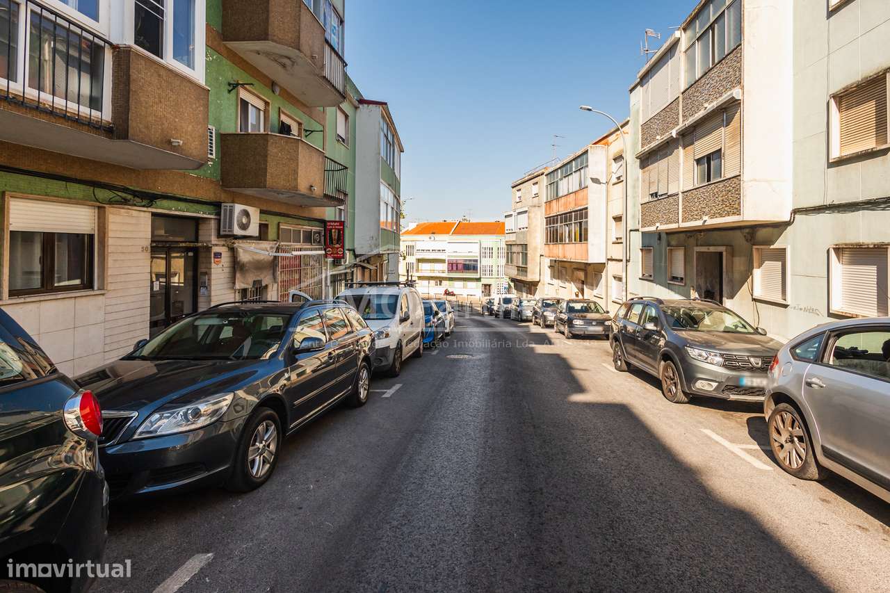 T2+1 na Damaia à venda-27