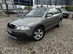 Skoda Octavia Combi 2.0 TDI DPF 4x4 Scout - 17