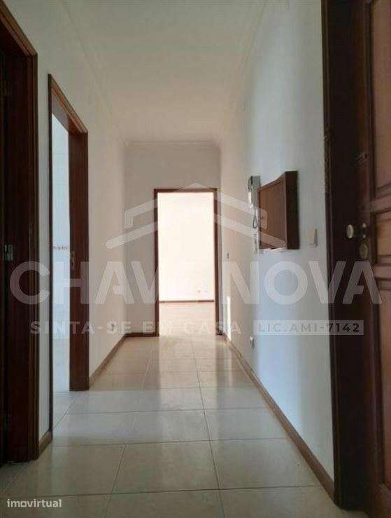 Apartamento T2 em Fânzeres - Grande imagem: 4/11