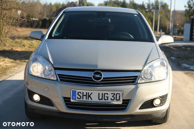Opel Astra III 1.6 Enjoy - 15