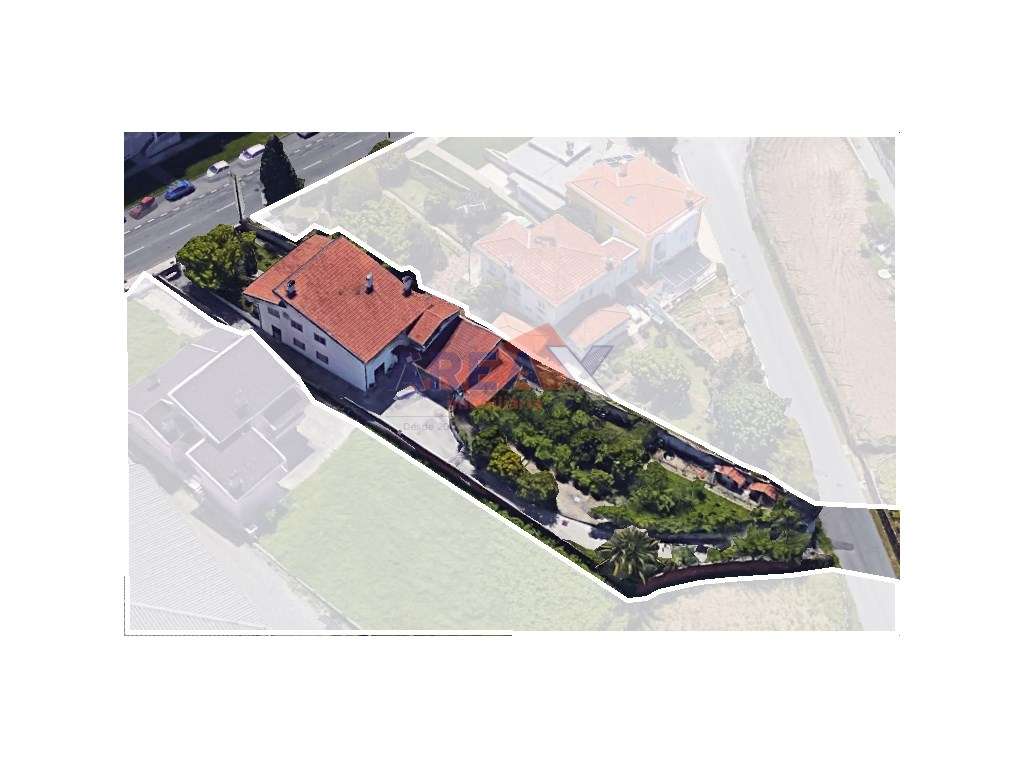 Moradia Individual com 1259 m² de Terreno Oliveira de Azeméis-2